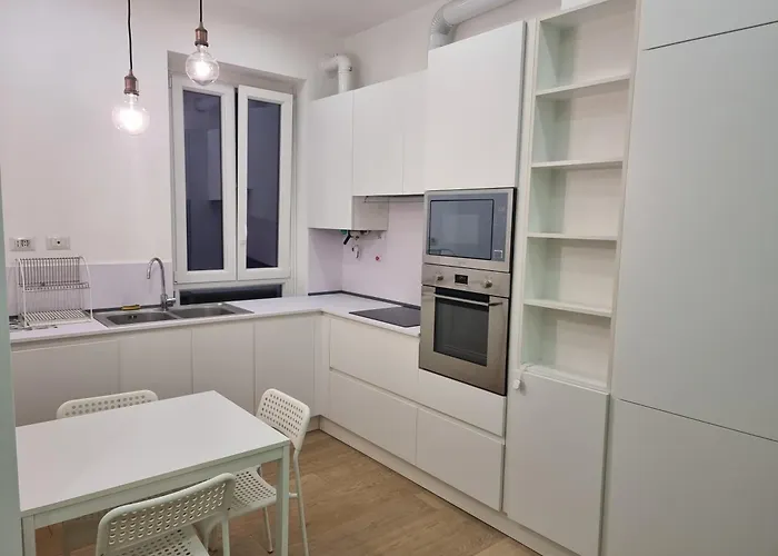 Anthony House, Anthony Floor 3, Castro Pretorio