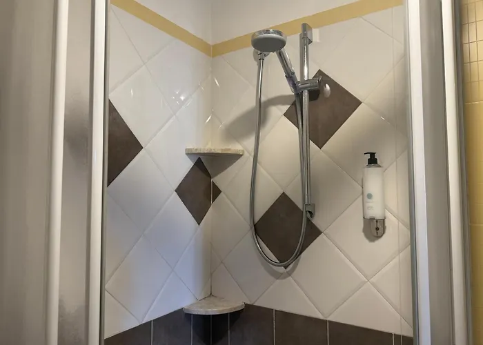 Anthony House, Anthony Floor 3, Castro Pretorio