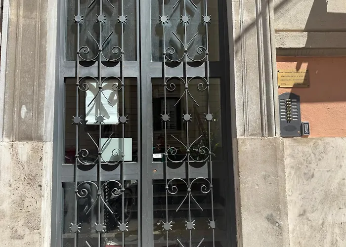 Anthony House, Anthony Floor 3, Castro Pretorio רומא