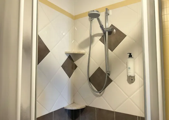 Anthony House, Anthony Floor 3, Castro Pretorio *